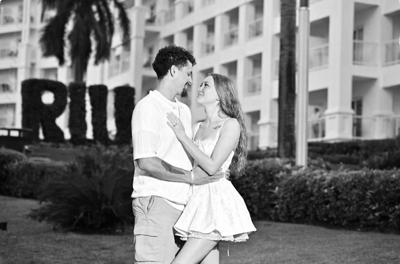 The Wedding Website of Amy Tellefsen and Jordan Smith-Davis