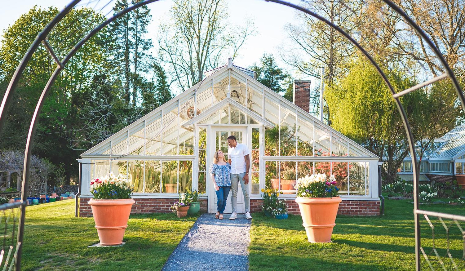 The Wedding Website of Stephanie Gioielli and Devon Roberts