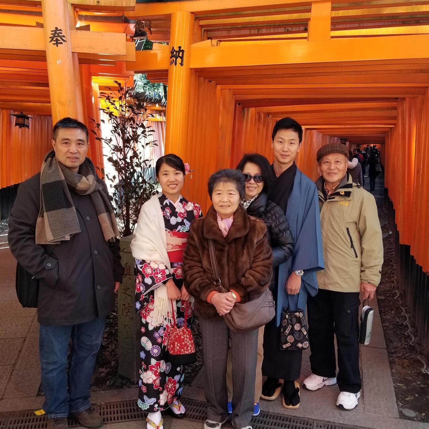 Yes, Yanda was a tour guide for my whole family haha