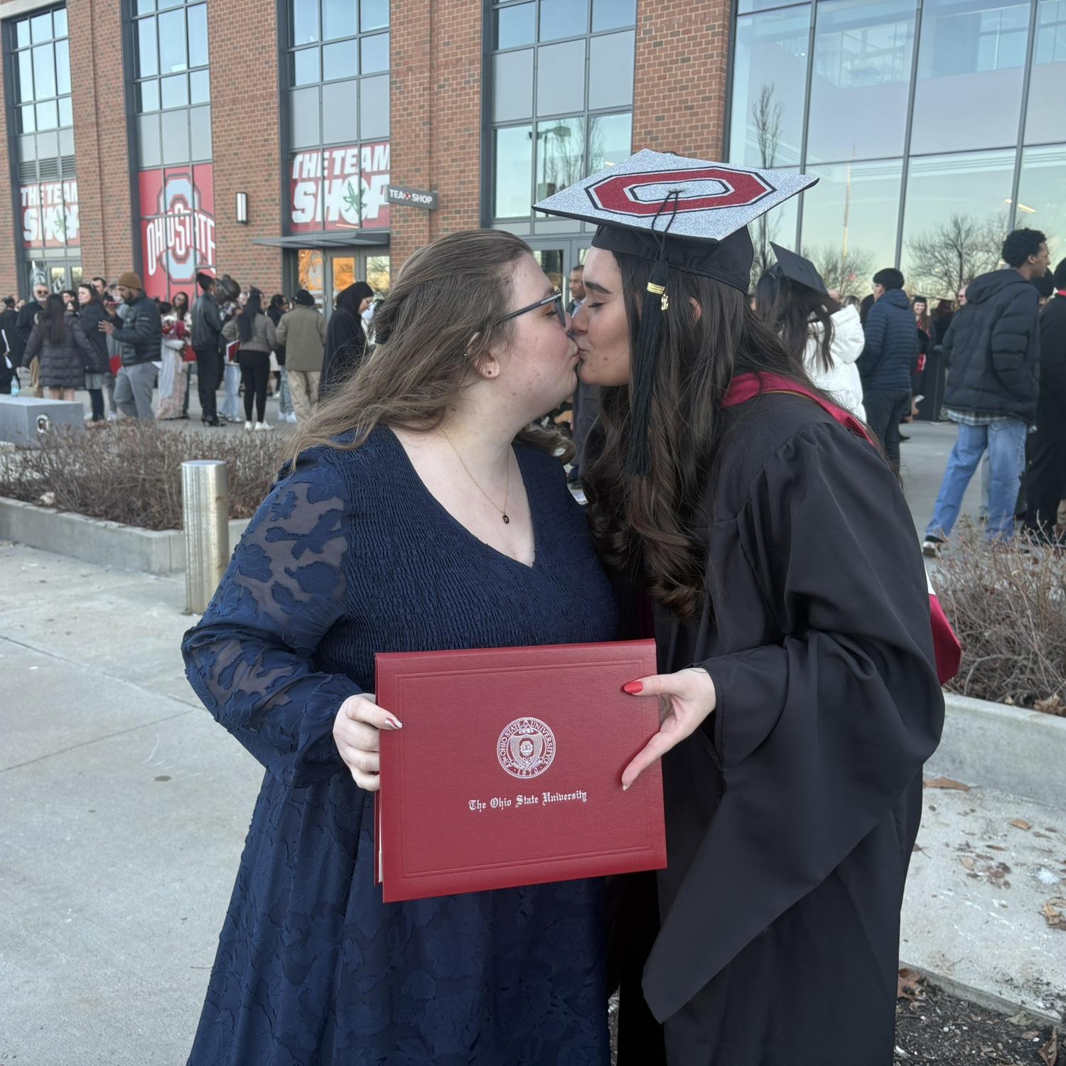 Hannah graduated with her MSW from OSU!