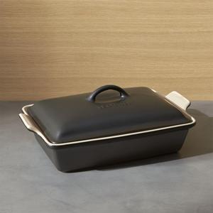 Le Creuset ® Heritage Covered Rectangle Licorice Black Baking Dish