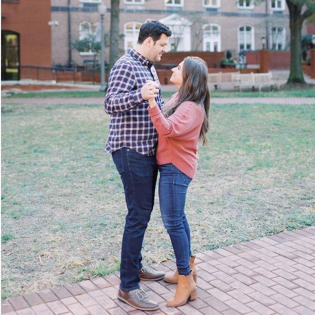 Washington, DC | October 2019
Engagement shoot at GW!