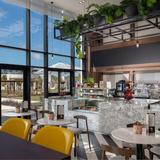 All-Inclusive Dining