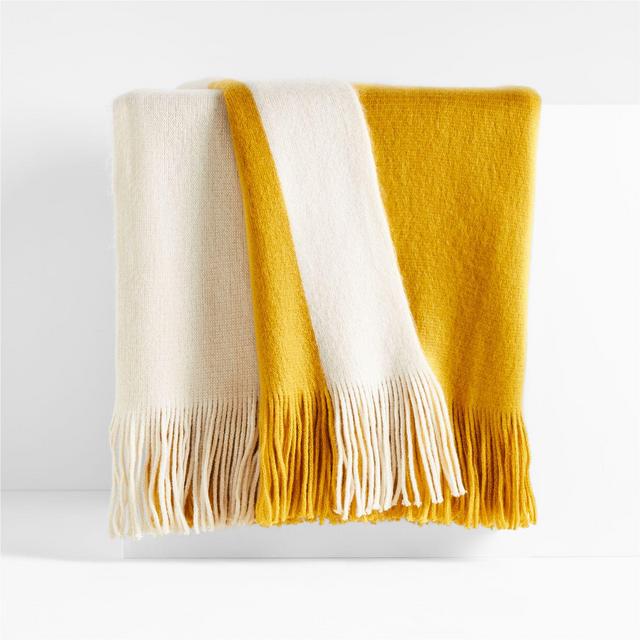 Tepi 70"x55" Ochre Throw Blanket