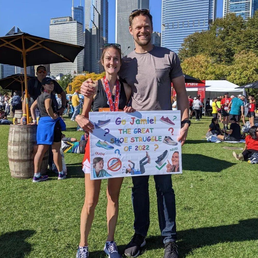 Jamie ran a marathon, Jeff made a sign.