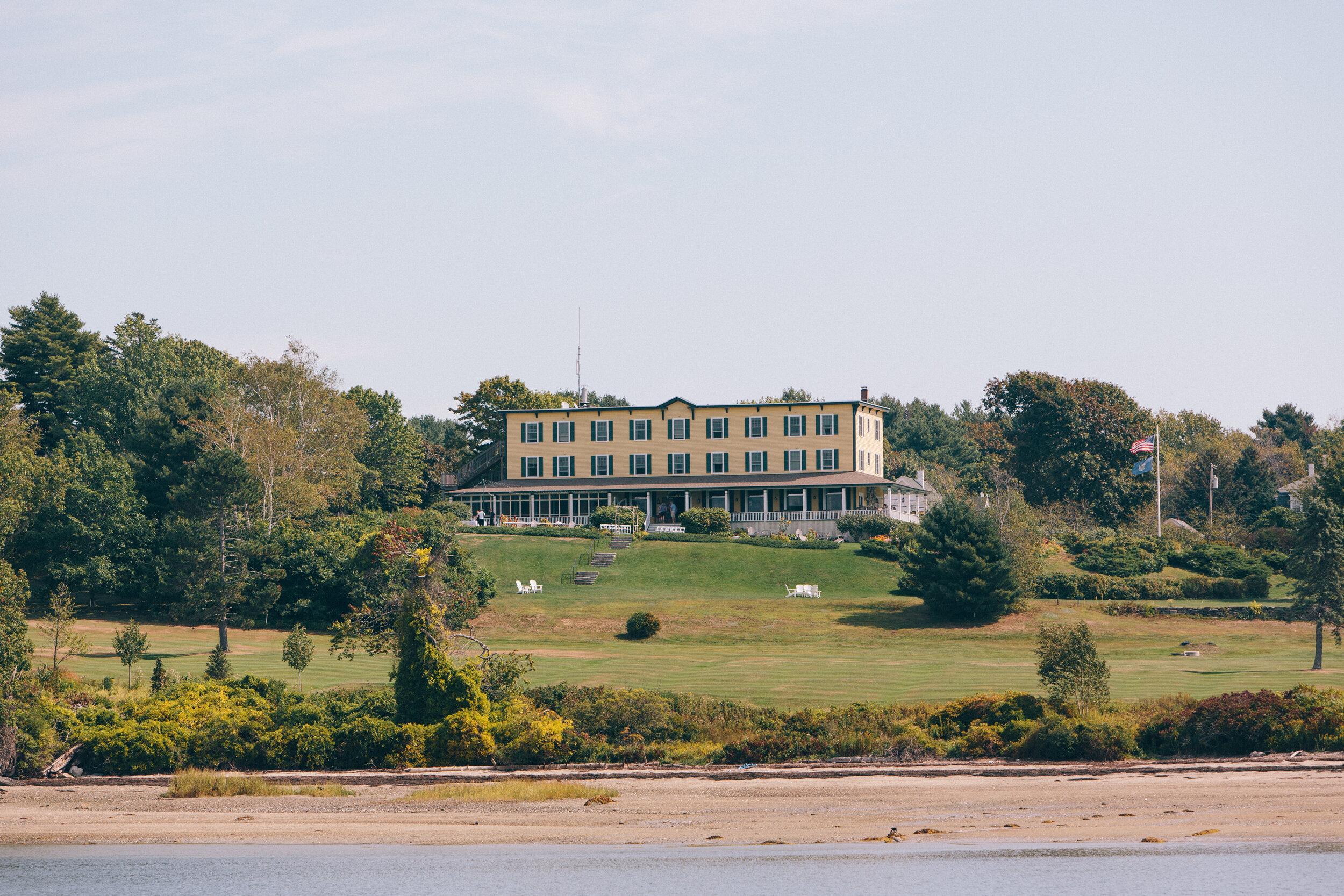 The Wedding Website of Cameron Mansoori and William Day