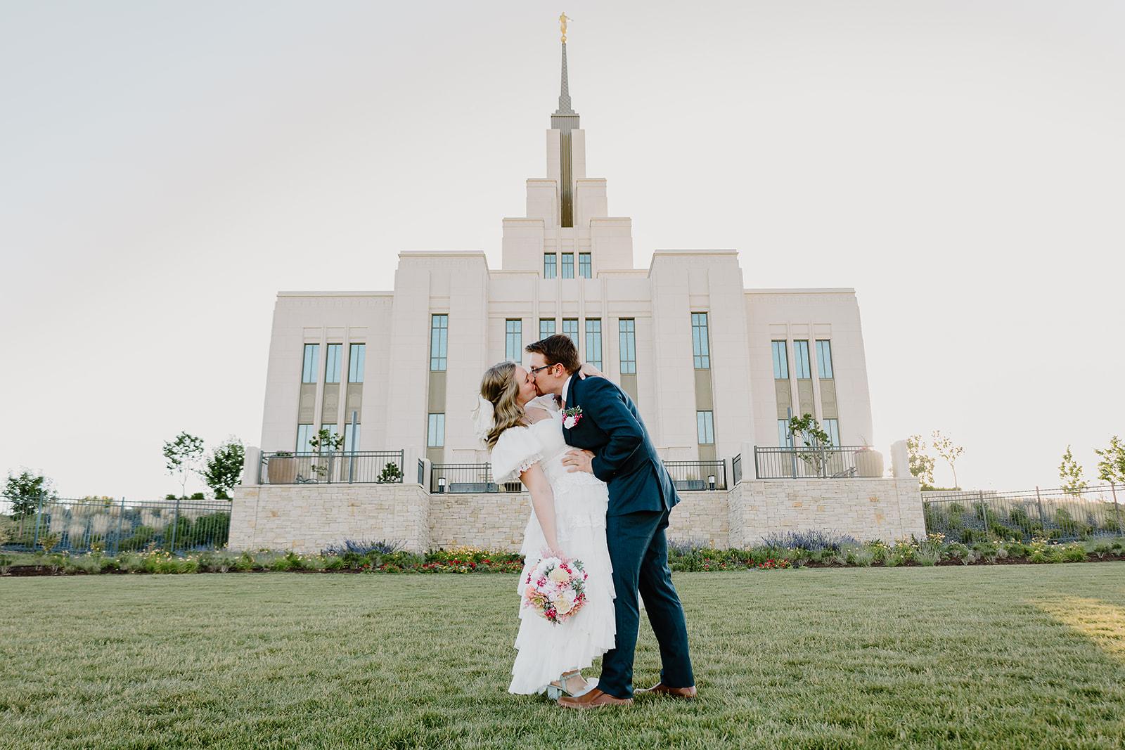 6a90e718-8037-47a9-a906-f27f6602f913