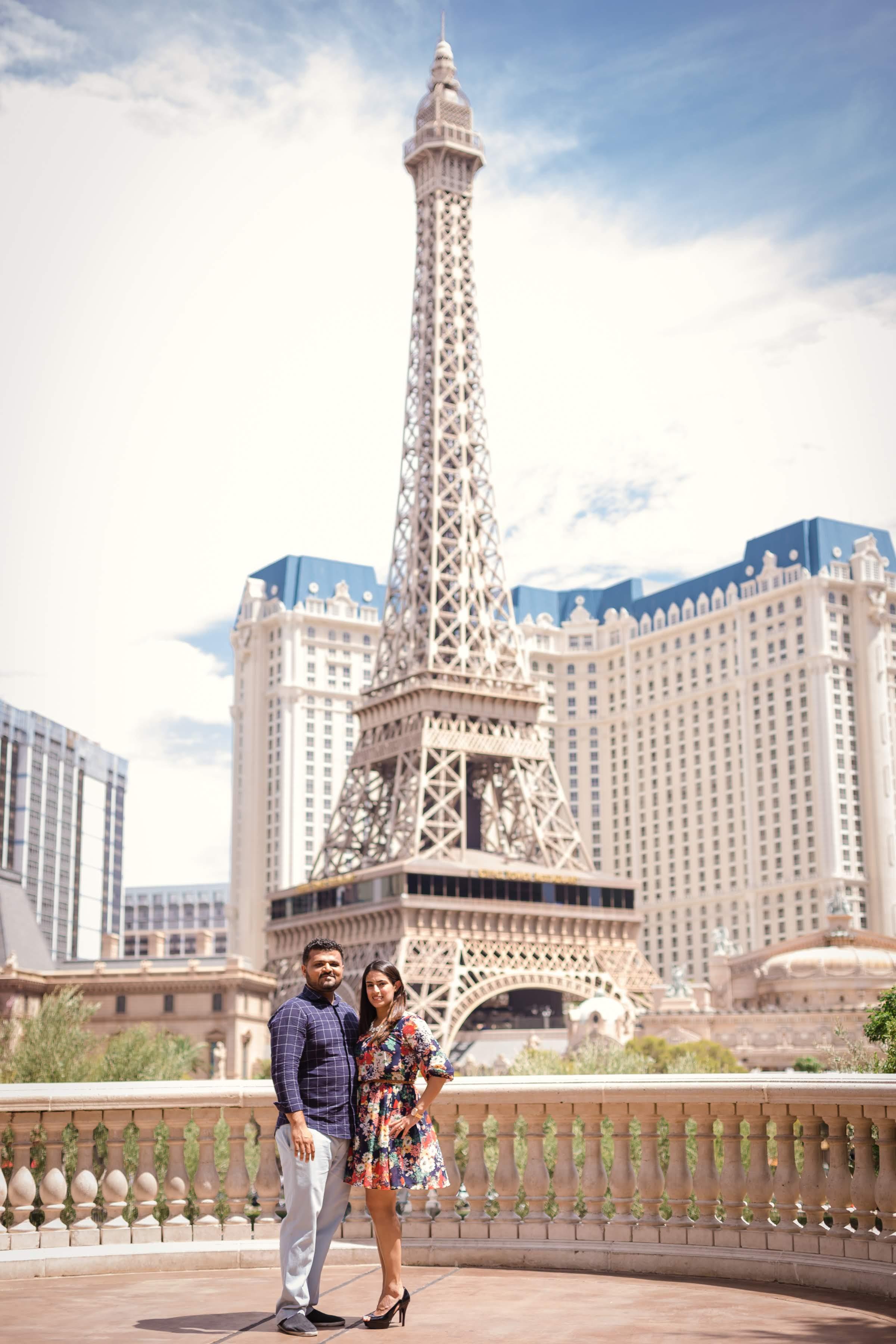 The Wedding Website of Nisar Maknojia and Amber Momin