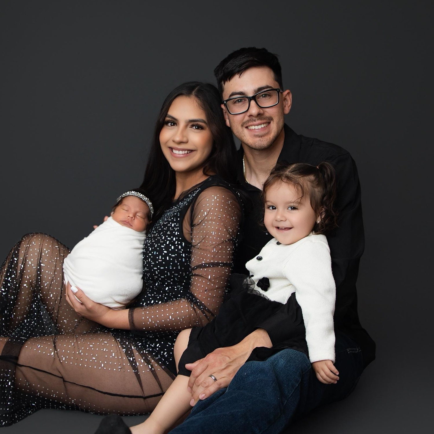 First family pictures as a family of 4 ❤️