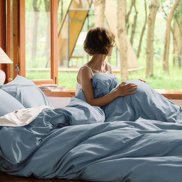Bedsure Cooling Duvet Cover King Size, Cotton & Viscose Derived from Bamboo Duvet Cover Set, PureWoven Ultra-Soft, Breathable & Lightweight Home Bedding for All Seasons (Dusty Blue,104"x90")