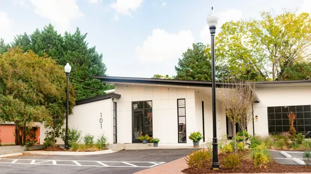 The Wedding Website of Samantha Plummer and Christopher Bean