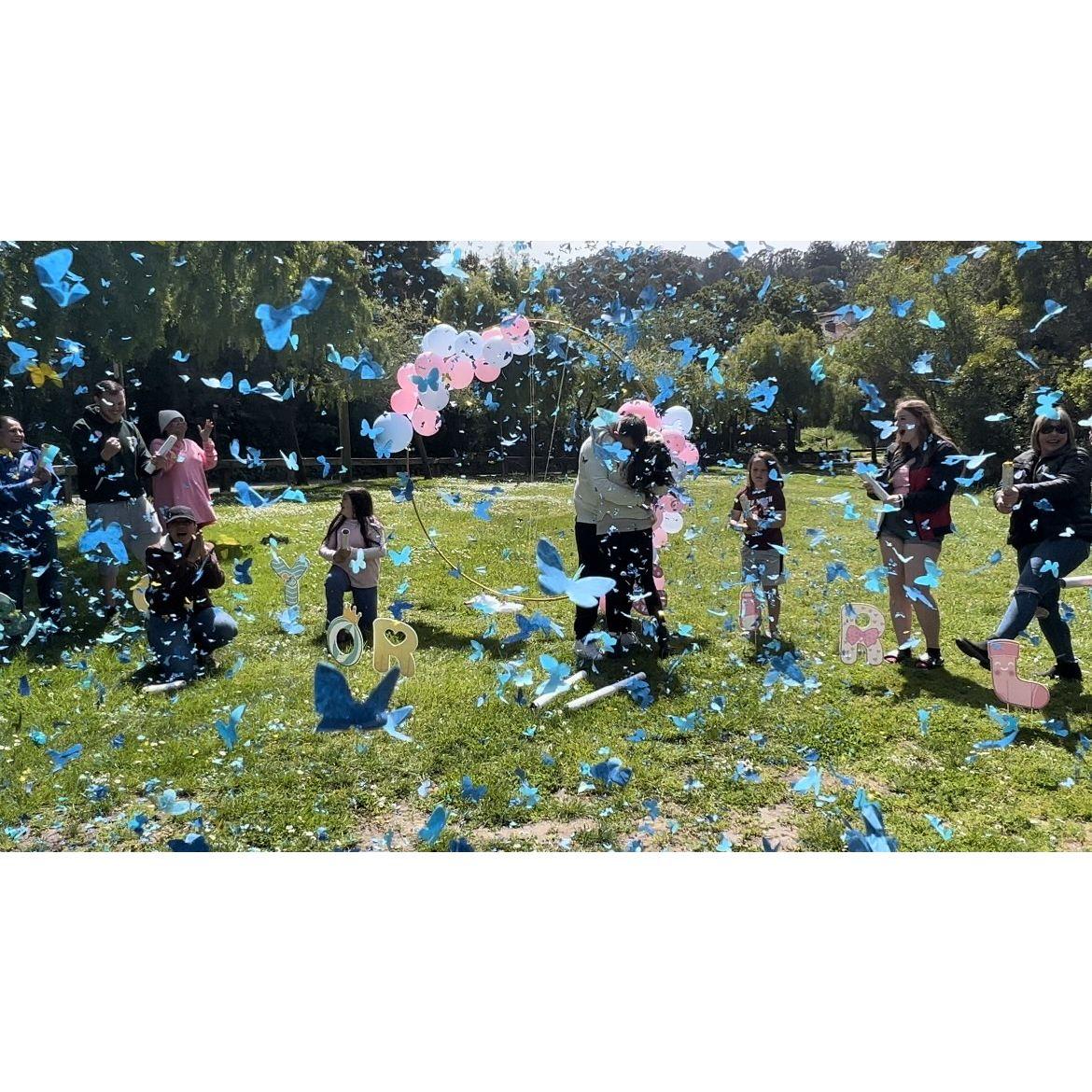We're having a boy!!