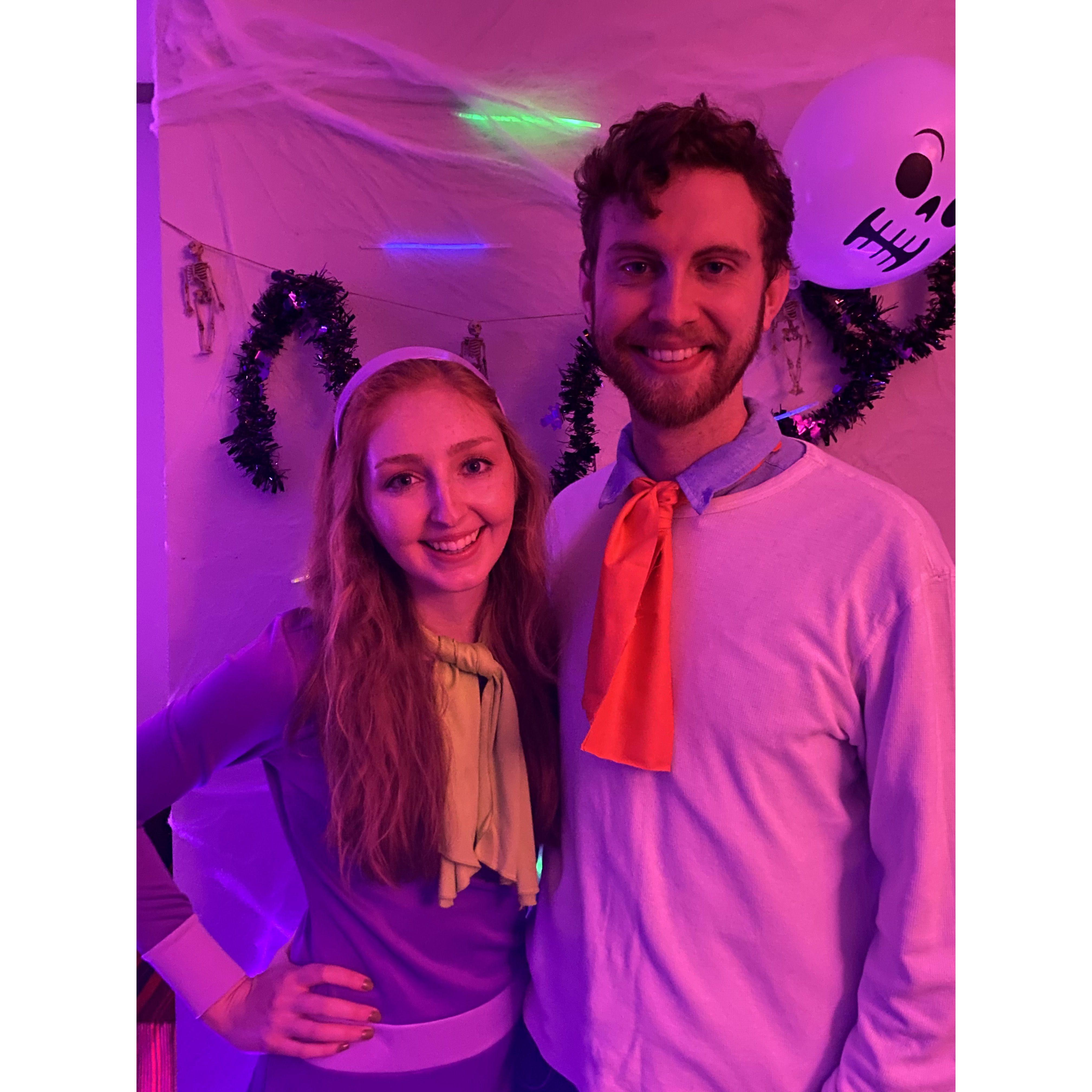 Jason endures Laurel's many themed costume parties. For Halloween 2021, we went as Daphne and Fred.