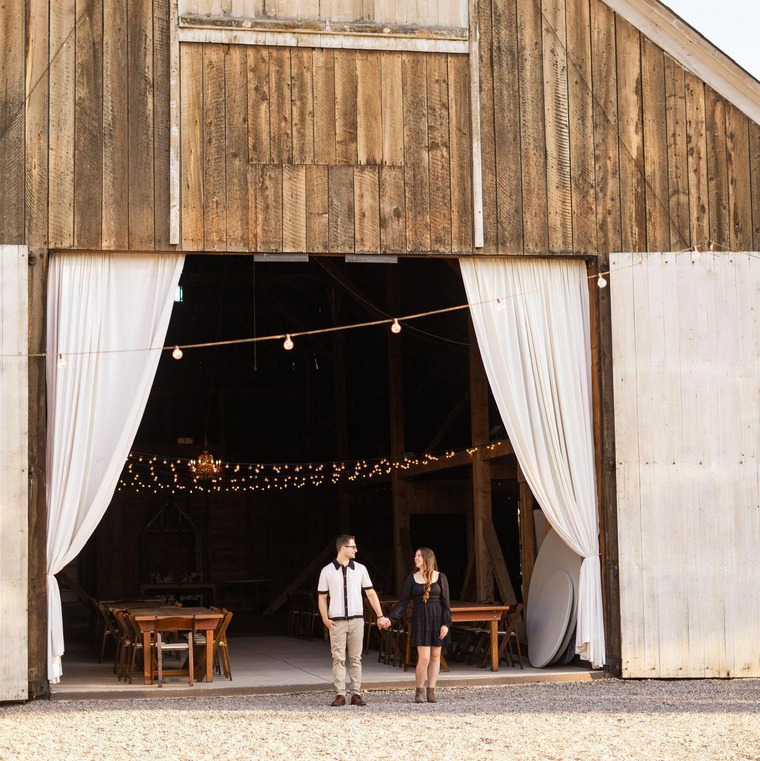 BARN WEDDING!