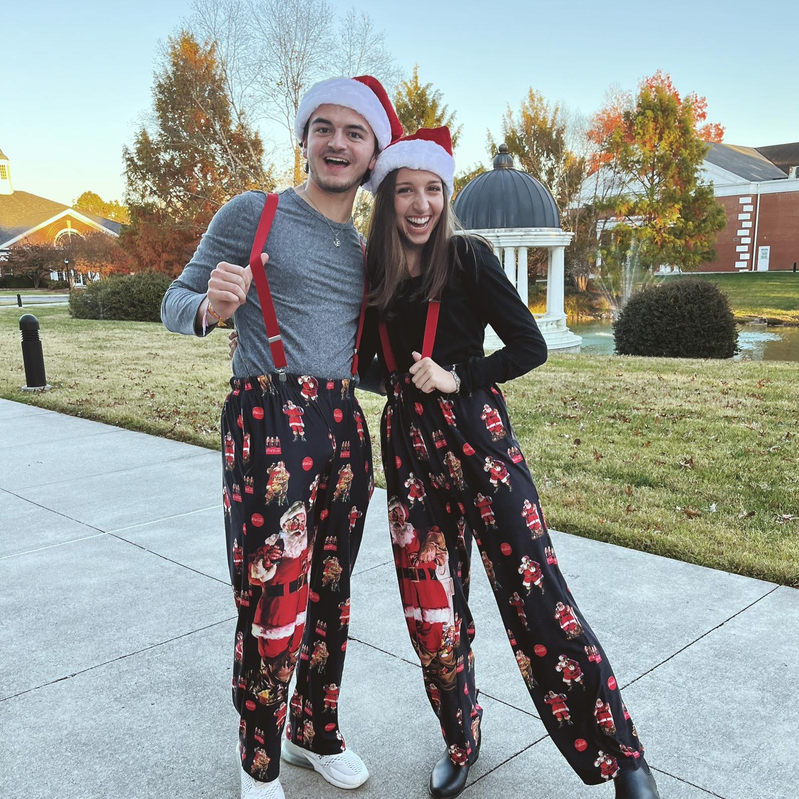 First Halloween together as Coca Cola
Santa’s 🎅🥤