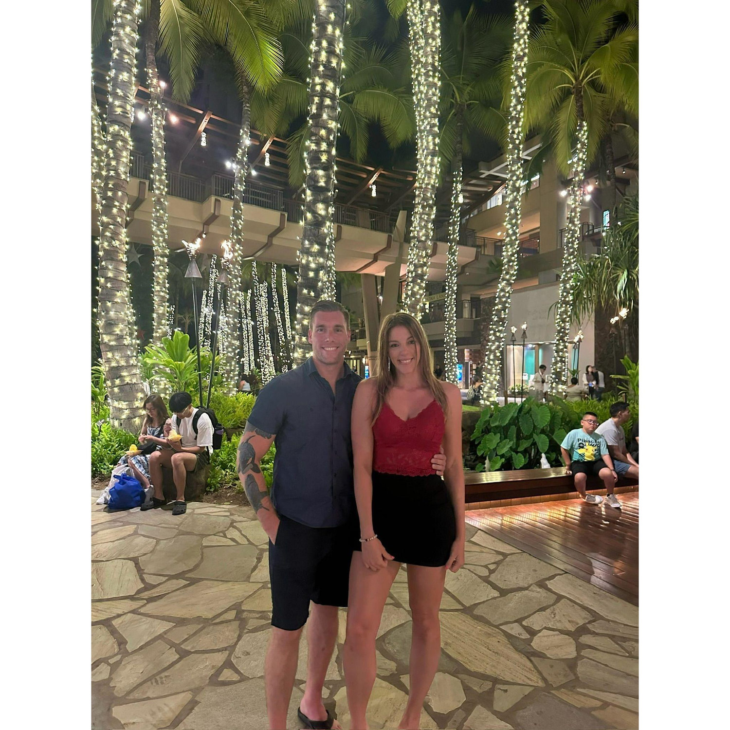 Date nights in Waikiki are our favorite. We love grabbing dinner at Duke's, watching the sunset and wandering around buying random Hawaii things or paintings because we only have 100 already at home