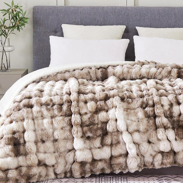 Serenhom 60x80 Inches Ultra-Soft Fuzzy Faux Fur Plush Twin Size Blanket - Thick, Warm Sherpa for Couch, Sofa, Bedroom, Camping - Decorative Blanket for Cozy Warmth, Bubble Brown Tie Dye