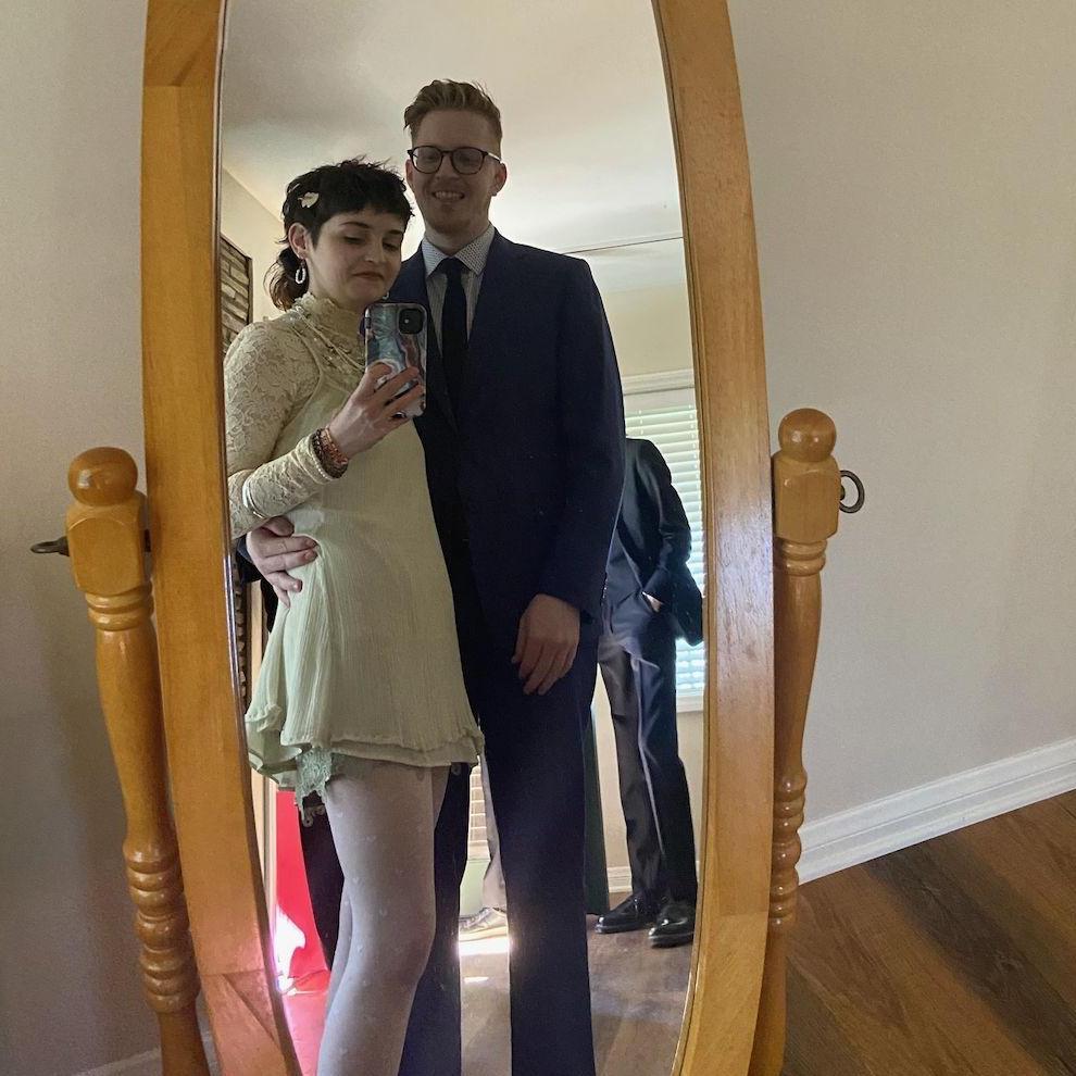 Mirror selfie! // 4/1/2023