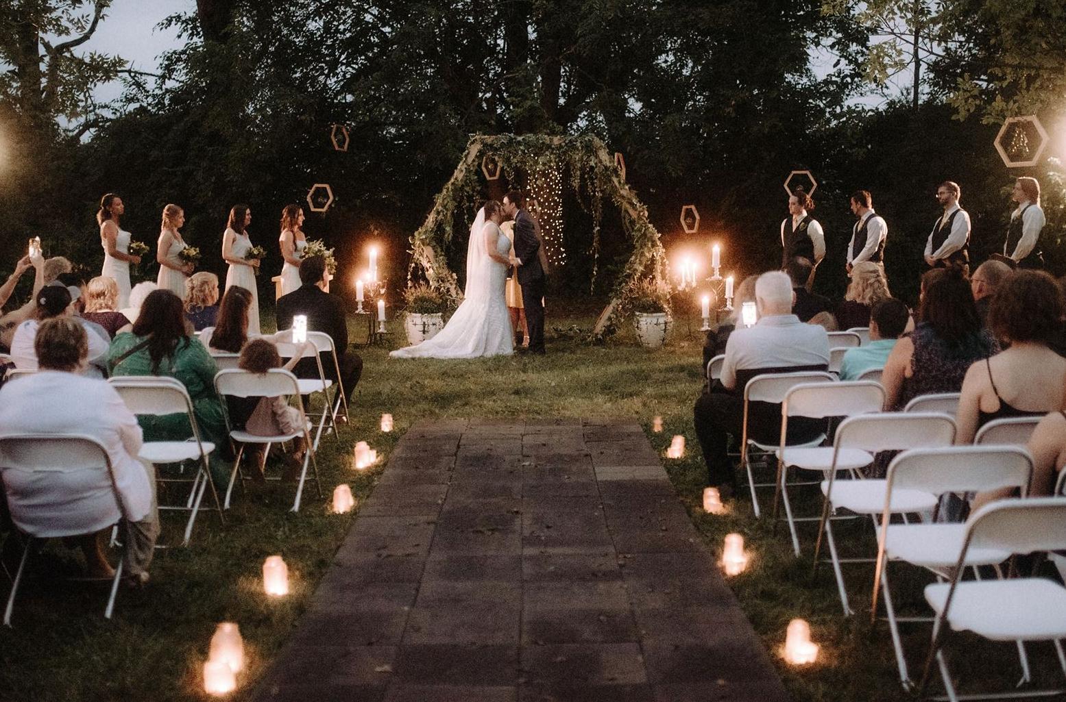 The Wedding Website of Jamie Barrett and Alexander Estell