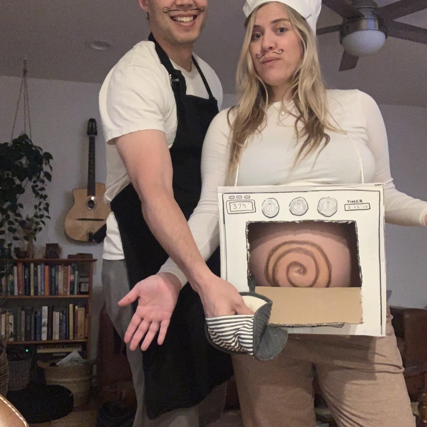 Halloween bun in the oven 🎃