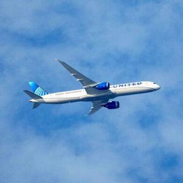Plane Tickets to Honolulu, HI!