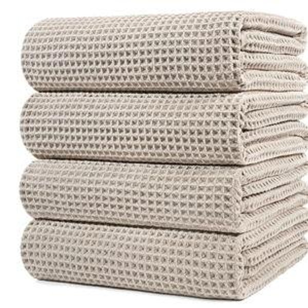 POLYTE 430 GSM Microfiber Oversize Quick Dry Lint Free Bath Towel, 60 x 30 in, 4 Pack (Waffle Weave)