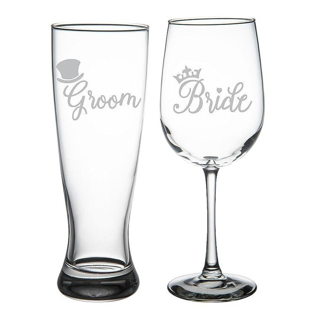 C & M Personal Gifts Wine Glasses (Set of 2) Bride and Groom with Top Hat and Crown Engraved Wedding Glass Set