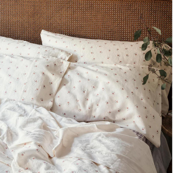 Pearl Posy Bud Linen Blend Pillowcases (Pair)