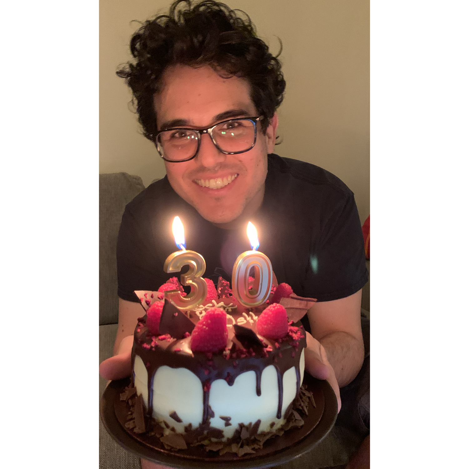 Carlos' 30th birthday spent in quarantine