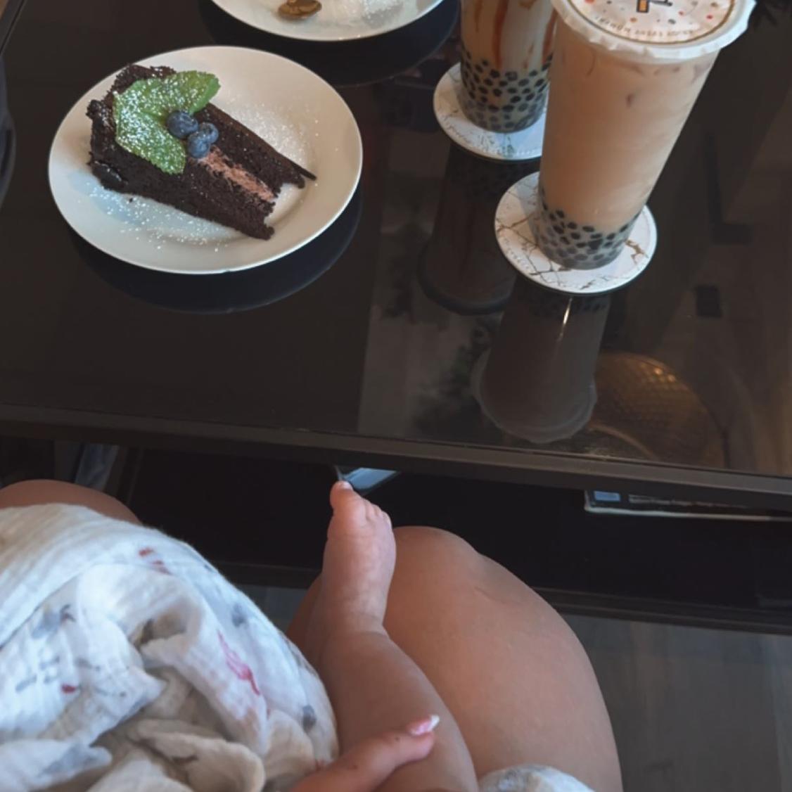 Vika has a boba obsession. And a baby obsession ;)