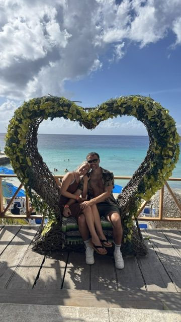 The Wedding Website of Jenna Bernhardt and Yuriy Townsend