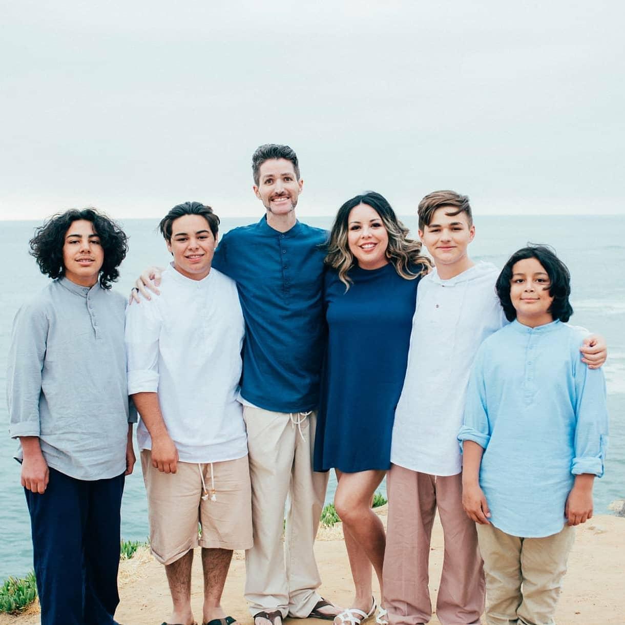 Here we are, as a Family, in our first vacation after we "announced" that we're getting married. May 2021, at Sunset Cliffs in San Diego. Surely *some* of the kids' enjoyment was in this knowledge??