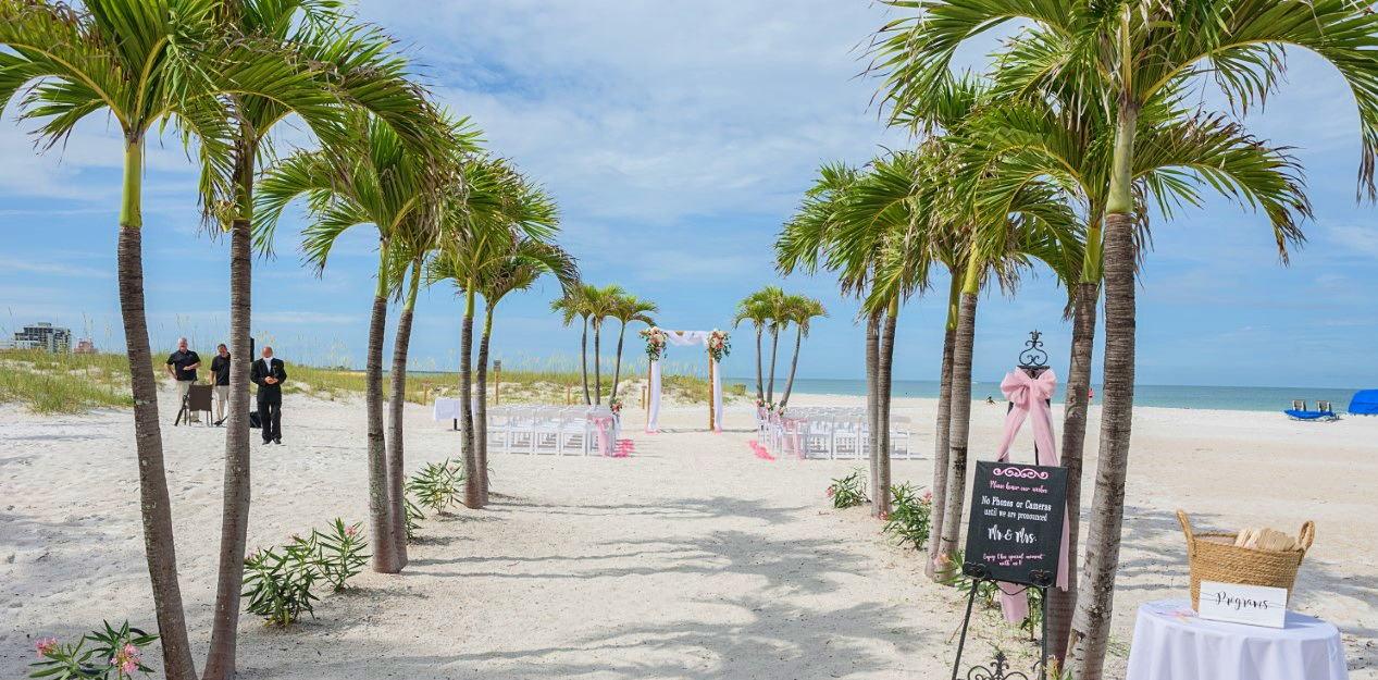 The Wedding Website of Hannah Bloch and Eric Sharkey