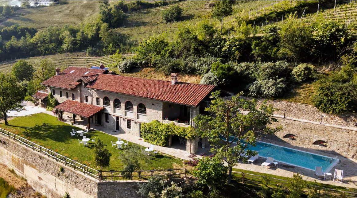 The Wedding Website of Ethan Portray and Jahara Montgomery