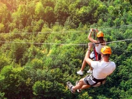 Hawaii ziplining