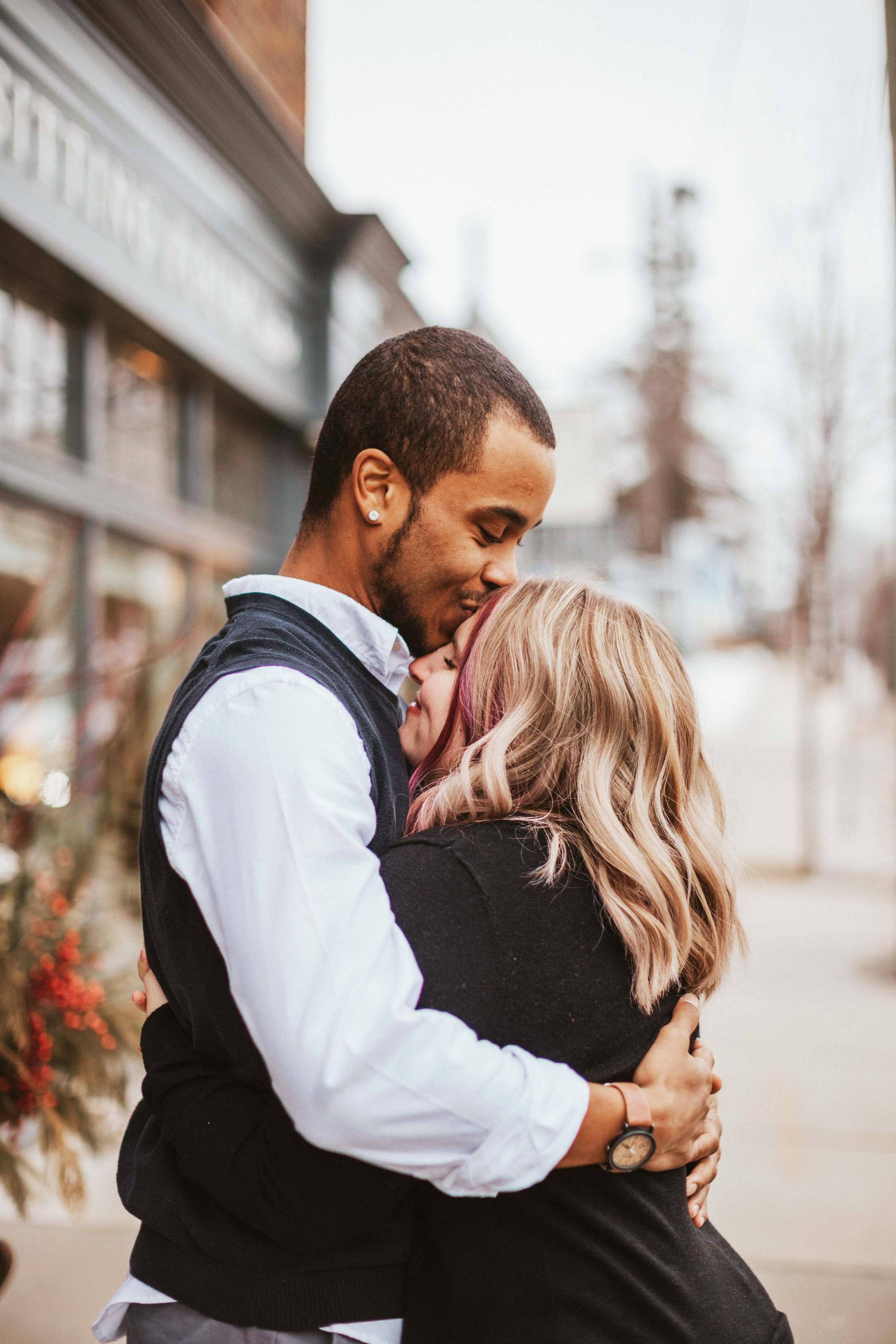 The Wedding Website of Alayna Louiselle and Dom Bell