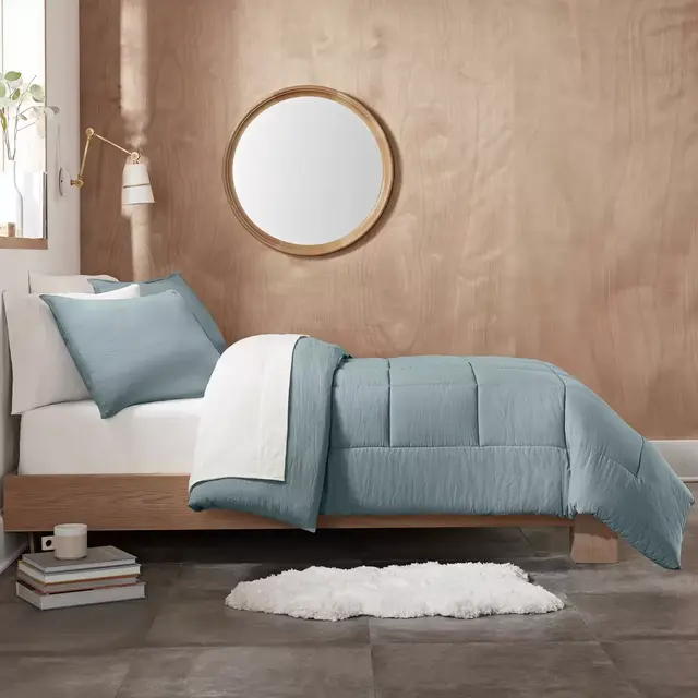UGG® Devon 3-Piece Reversible King Comforter Set in Succulent