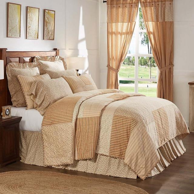 VHC Brands Camilia King Quilt 105Wx95L
