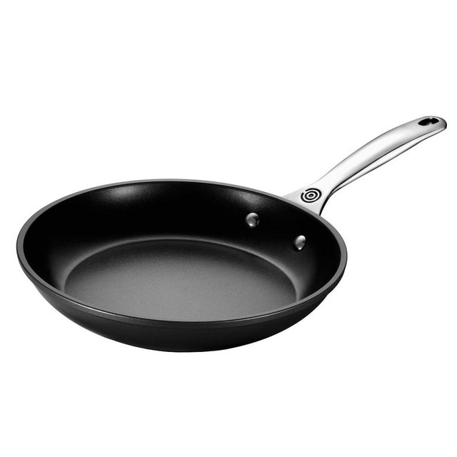 Le Creuset Toughened Nonstick PRO Fry Pan, 9 1/2"
