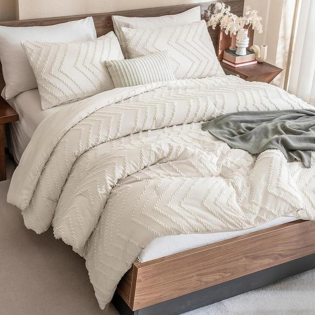 Andency Oversized King Comforter Set 120x98 Beige, Boho Oversize King Cream Soft Warm Tufted Neutral Bedding Comforter Sets, 3 Pieces Aesthetic Chevron Farmhouse Cute Bohemian Textured Bedding Set