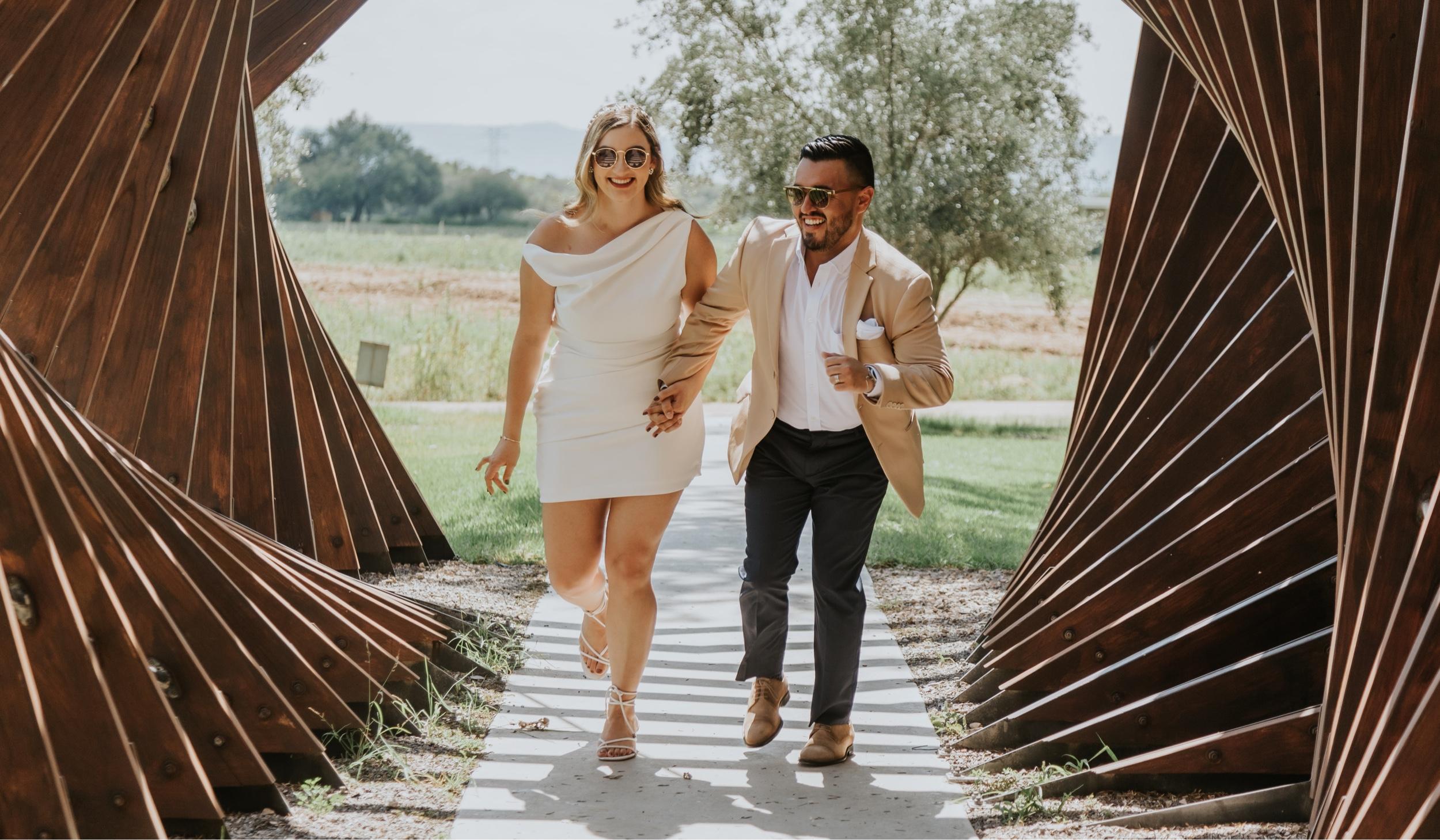 The Wedding Website of Daniela Guerra and Santiago Ibarra