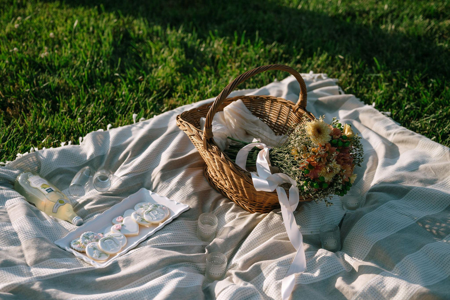 The Wedding Website of Elizabeth Cravens and Conner Raaf