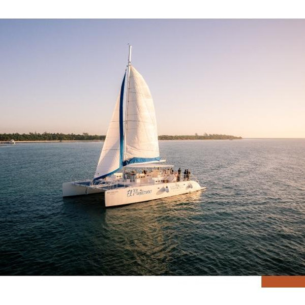 Honeymoon Catamaran & Reef Snorkel