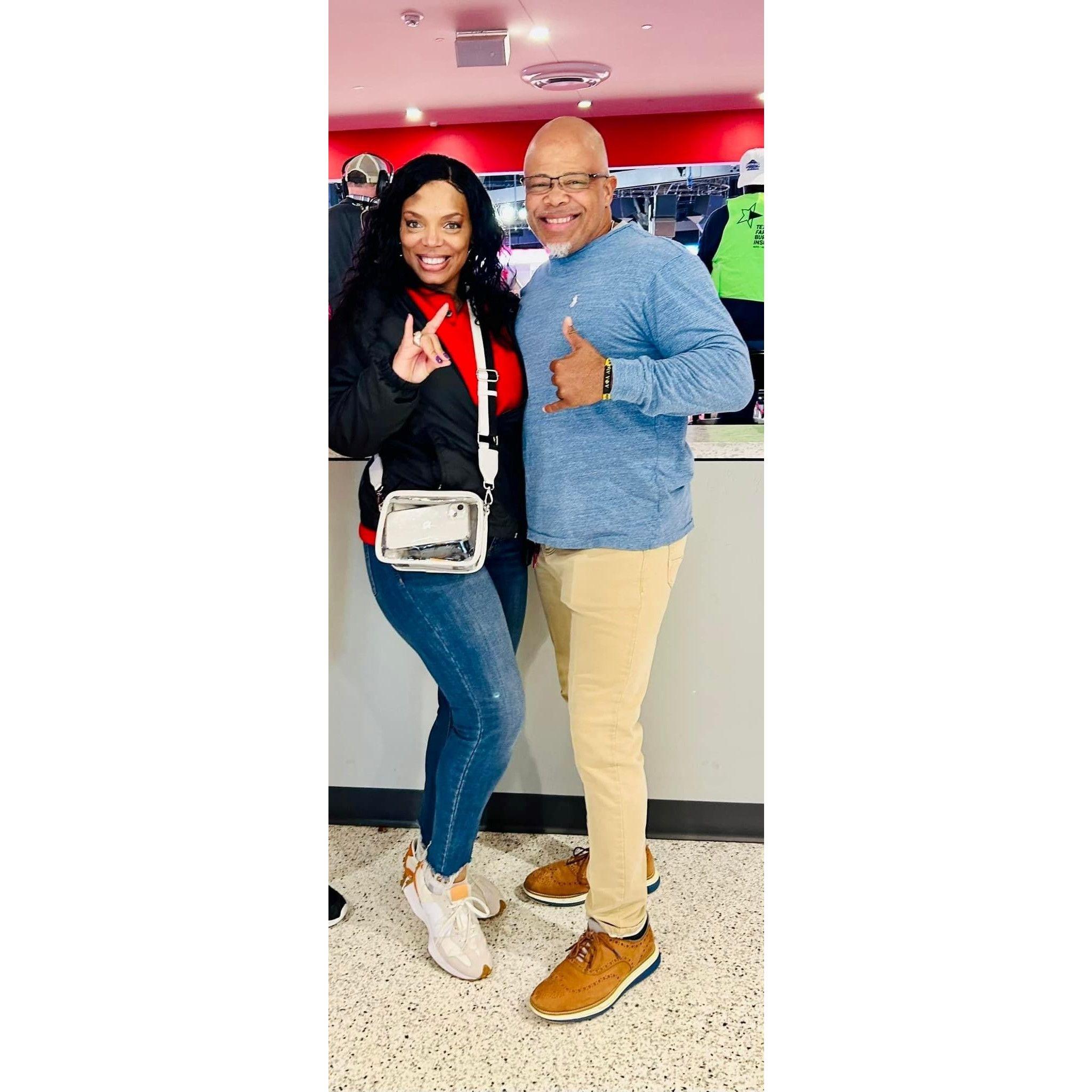 Had fun cheering of UofH Coogs to another W!