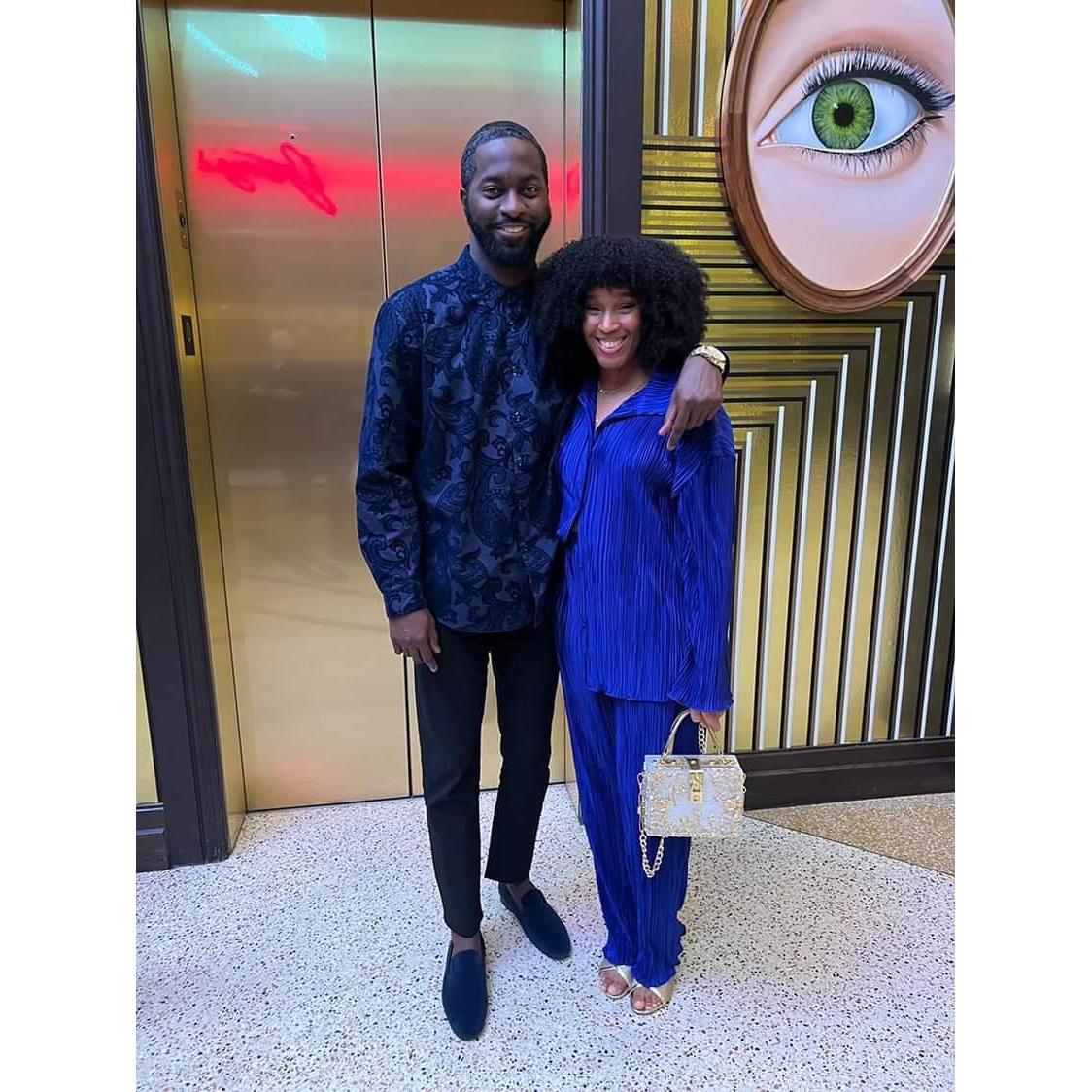 Dinner in Vegas for birthday boy Mike Roberson. Don't we look good in Blue?