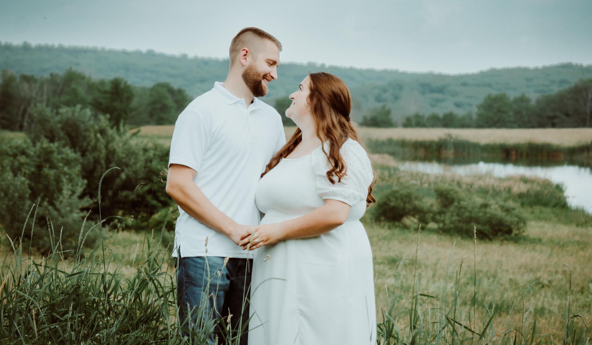 The Wedding Website of Samantha Woodworth and Thomas Smith