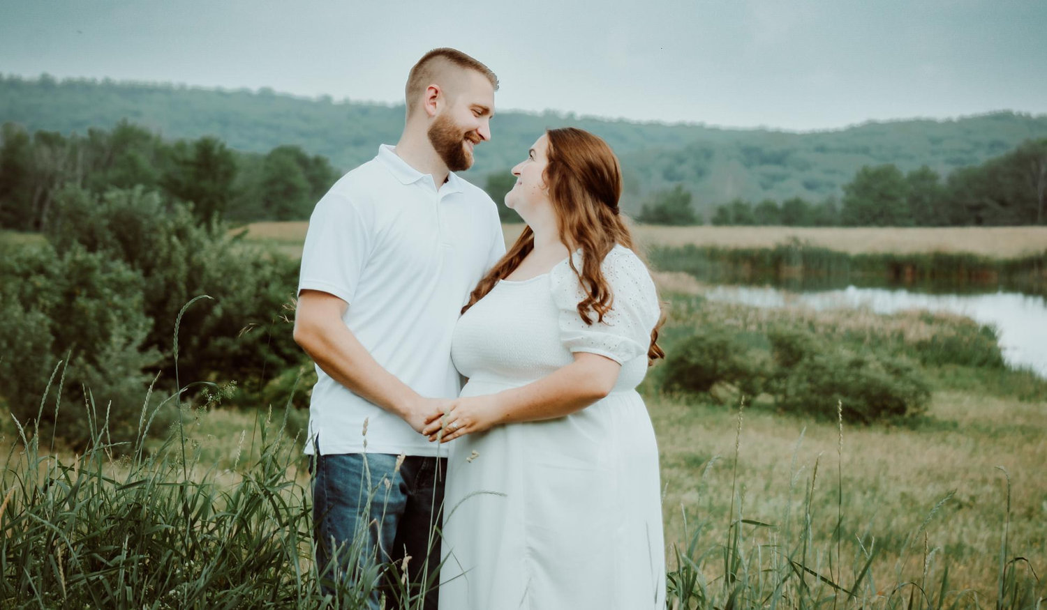 The Wedding Website of Samantha Woodworth and Thomas Smith