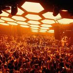 Club! Club! Another club!