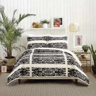 Cosmos 3-Piece Quilt Set