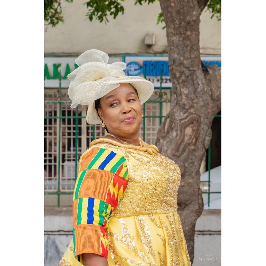 Lea N'drin
Mère du marié